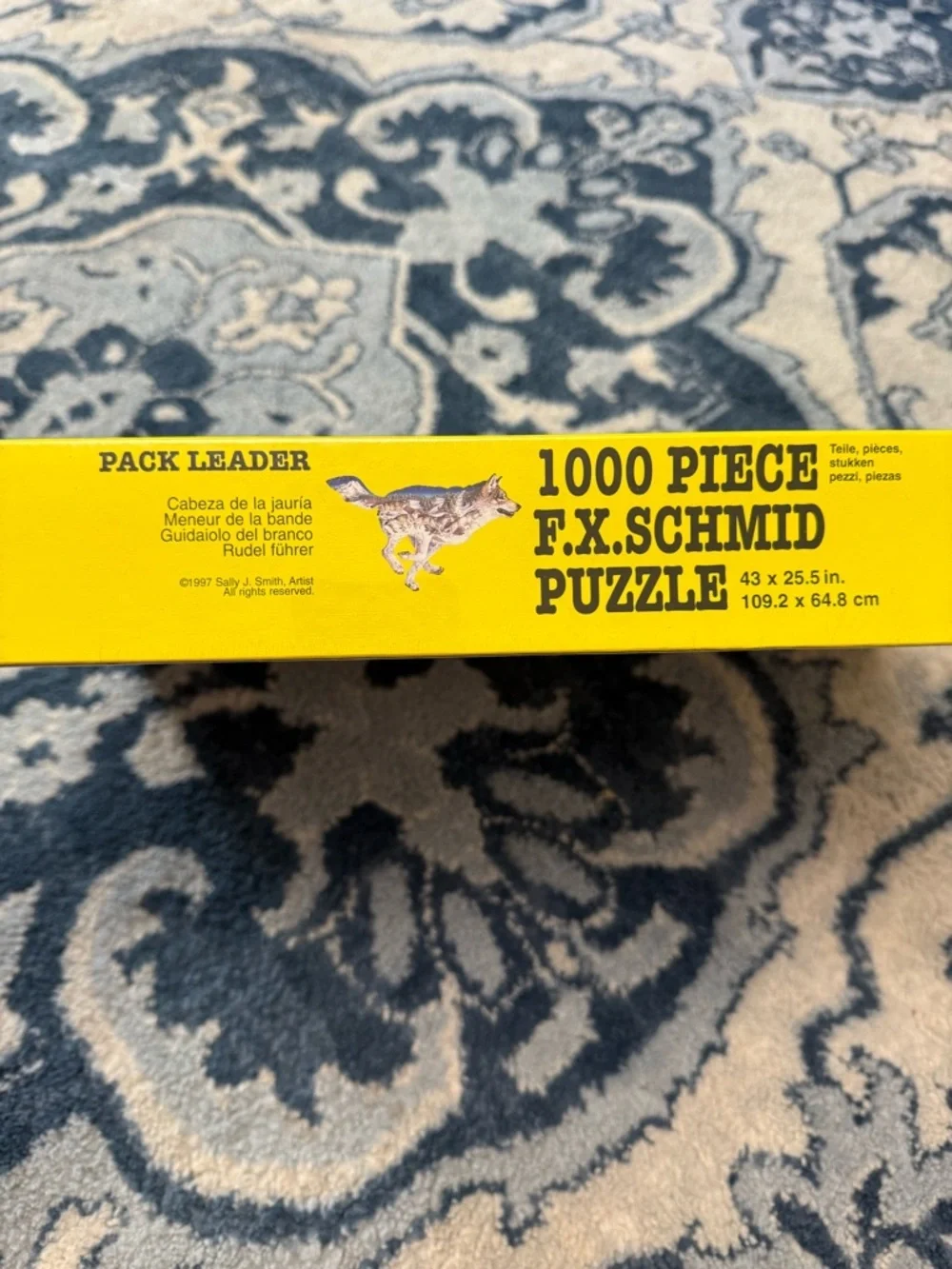 1997 FX Schmid Wolf Shape Jigsaw Puzzle Pack Leader 1000 Piece 43